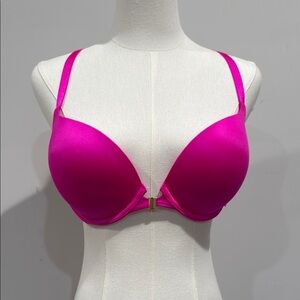 Victoria's Secret Size 32DD Pink Push-Up Bra with Satin Finish